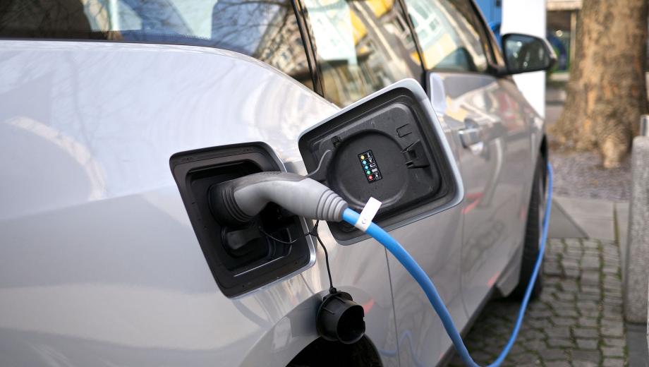 Electric vehicle
