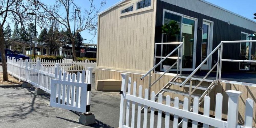 BART housing at Castro Valley Station