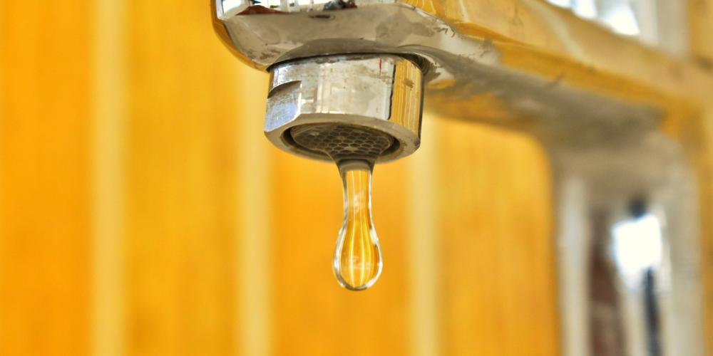 Water faucet
