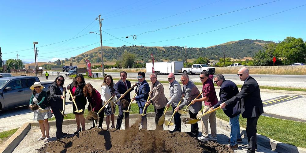 Groundbreaking 101/125